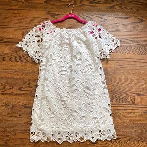 Beautiful white dress. NWT. Size small